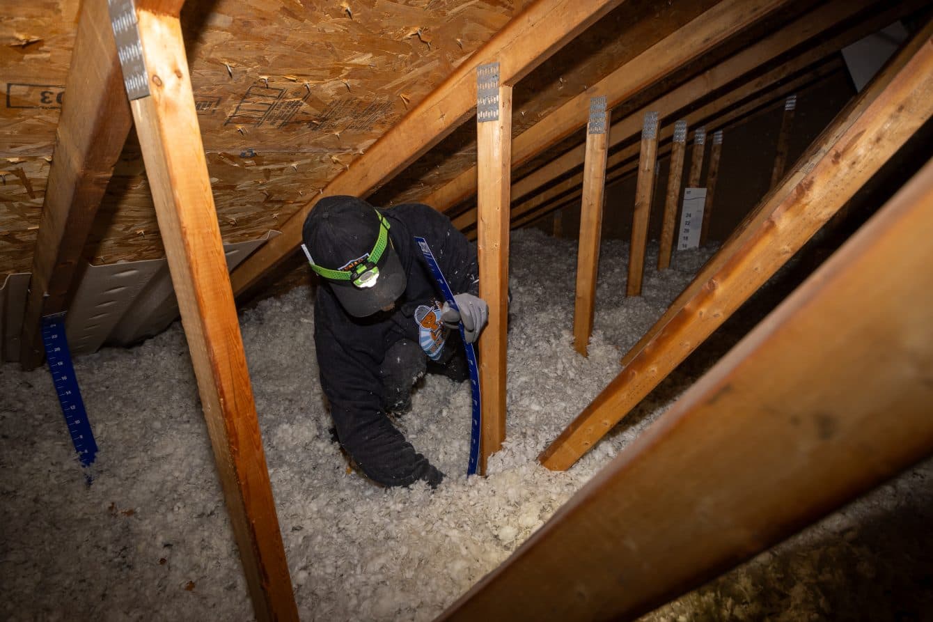 Installing batt insulation